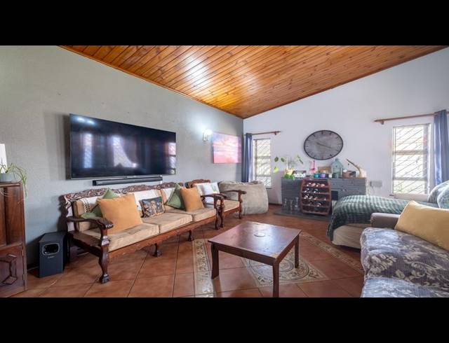3 BEDROOM HOUSE FOR SALE IN VASCO ESTATE